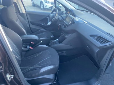Peugeot 208 HDi 68 CV 5 porte Access (8)