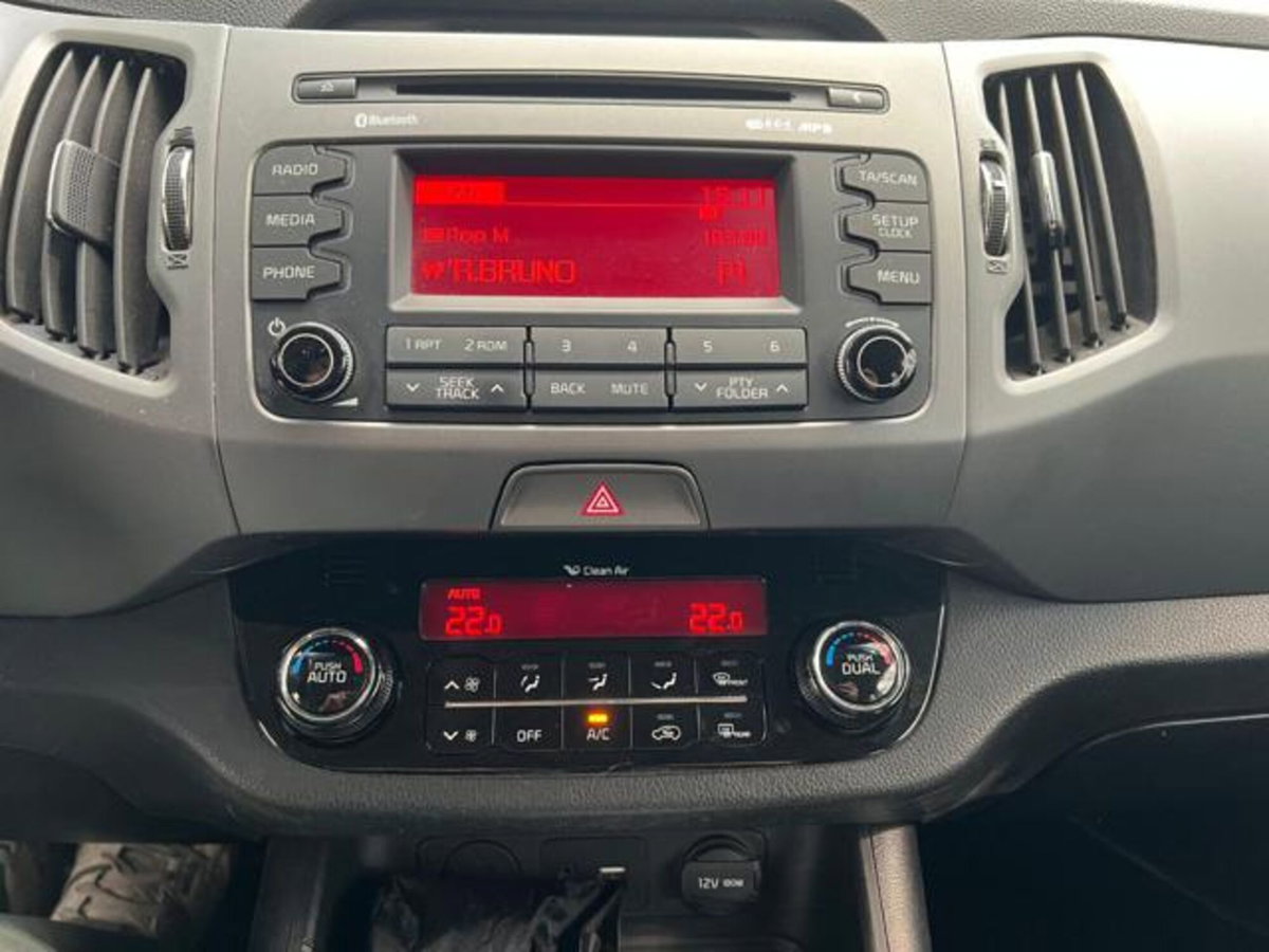 Kia Sportage 1.6 ECO GPL+ 2WD Cool (11)