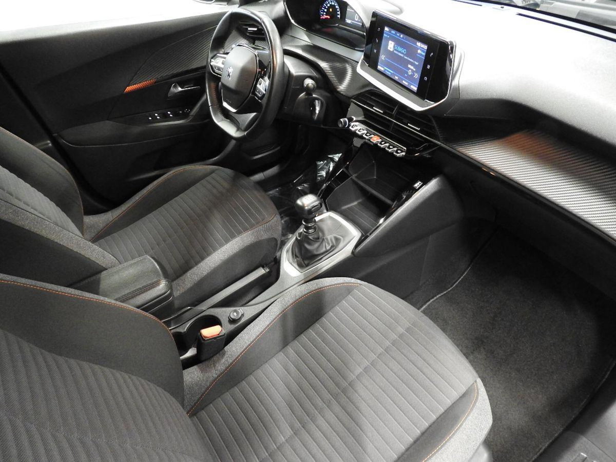 Peugeot 2008 PureTech 100 S&S Active Pack (13)