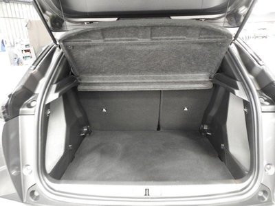 Peugeot 2008 PureTech 100 S&S Active Pack (16)