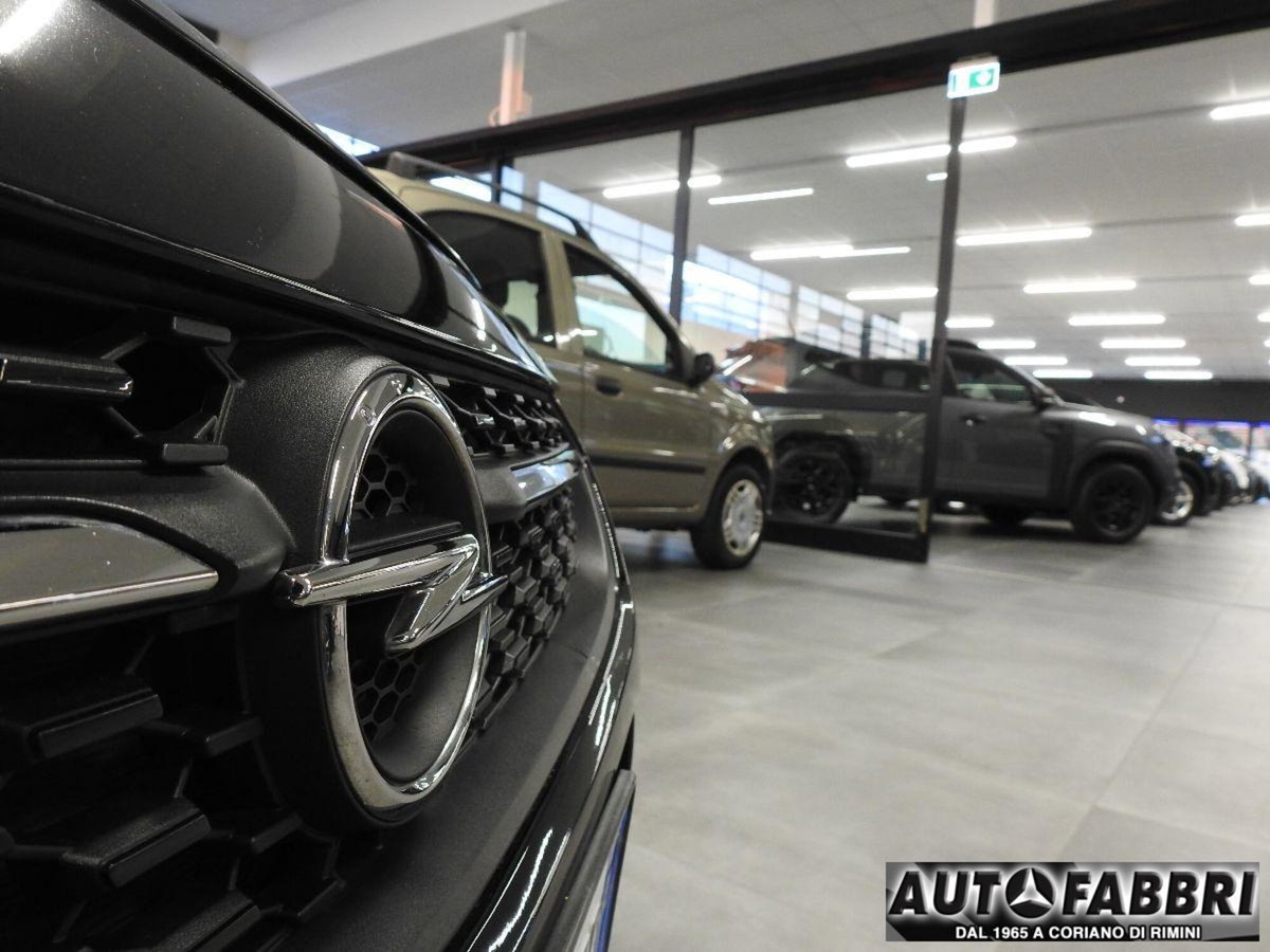 Opel Corsa 1.2 80CV 5 porte GPL-TECH Edition (14)