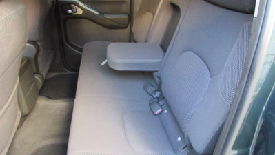 Nissan Navara 2.5 dCi 4 porte Double Cab XE (11)