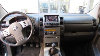 Nissan Navara 2.5 dCi 4 porte Double Cab XE (15)