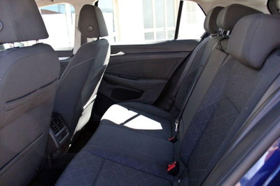 Volkswagen Golf Variant 1.0 eTSI EVO DSG Life (17)