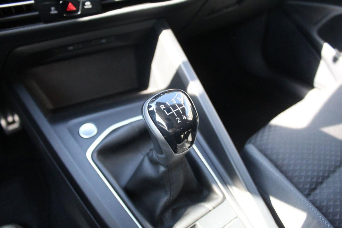 Volkswagen Golf 2.0 TDI SCR Style (17)