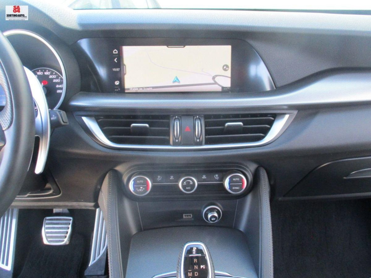 Alfa Romeo Stelvio Stelvio 2.2 Turbodiesel 190 CV AT8 Q4 Sprint (10)