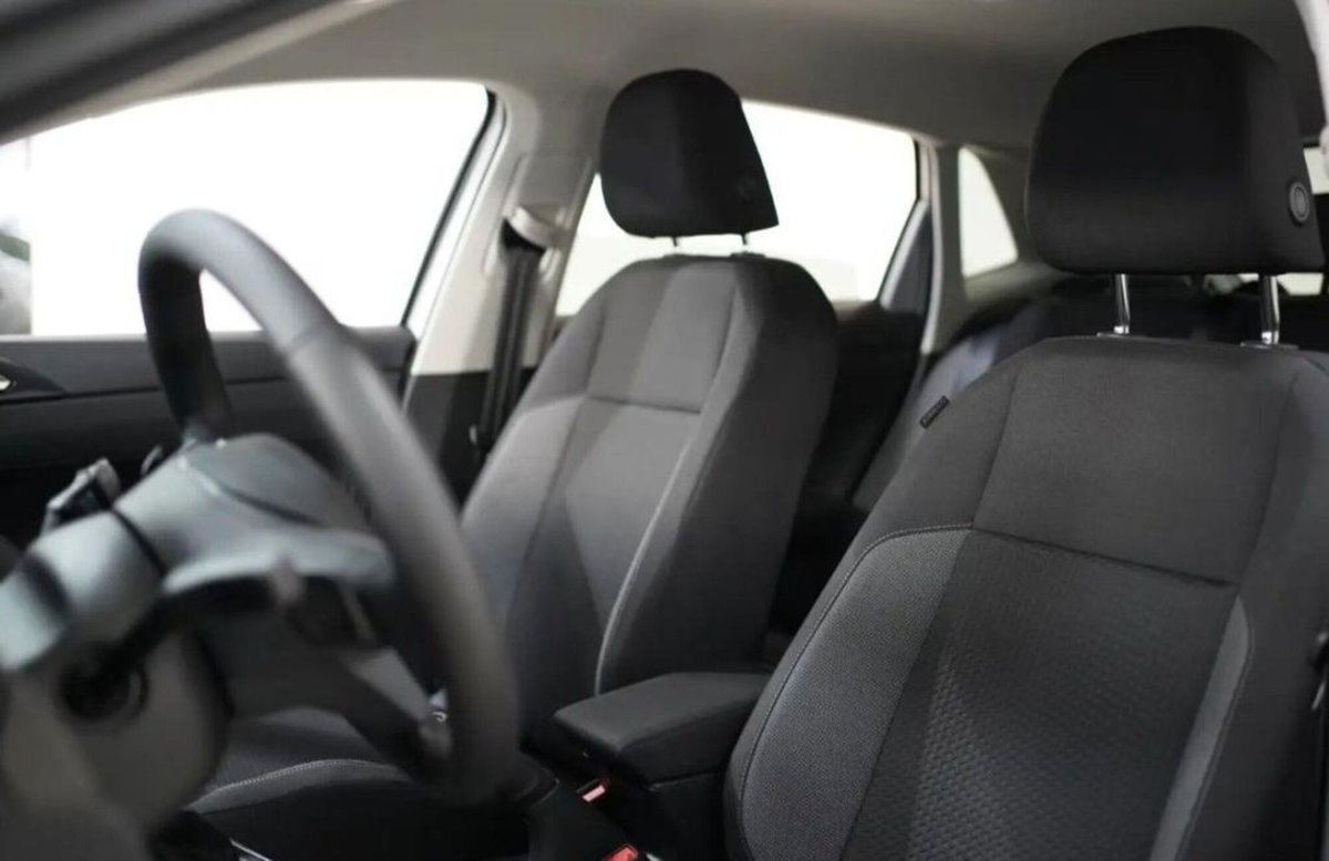 Volkswagen Polo 1.0 tsi Edition 50 95cv dsg (10)