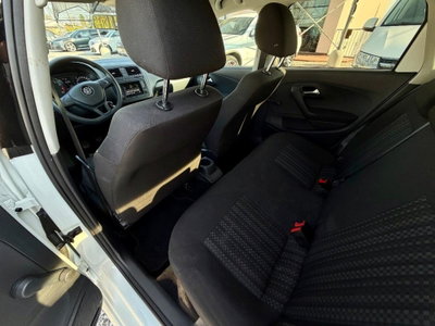 Volkswagen Polo 1.0 MPI 5p. Trendline (11)