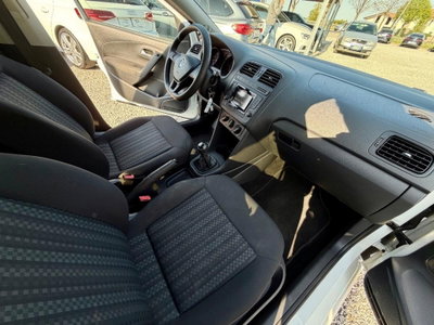 Volkswagen Polo 1.0 MPI 5p. Trendline (12)