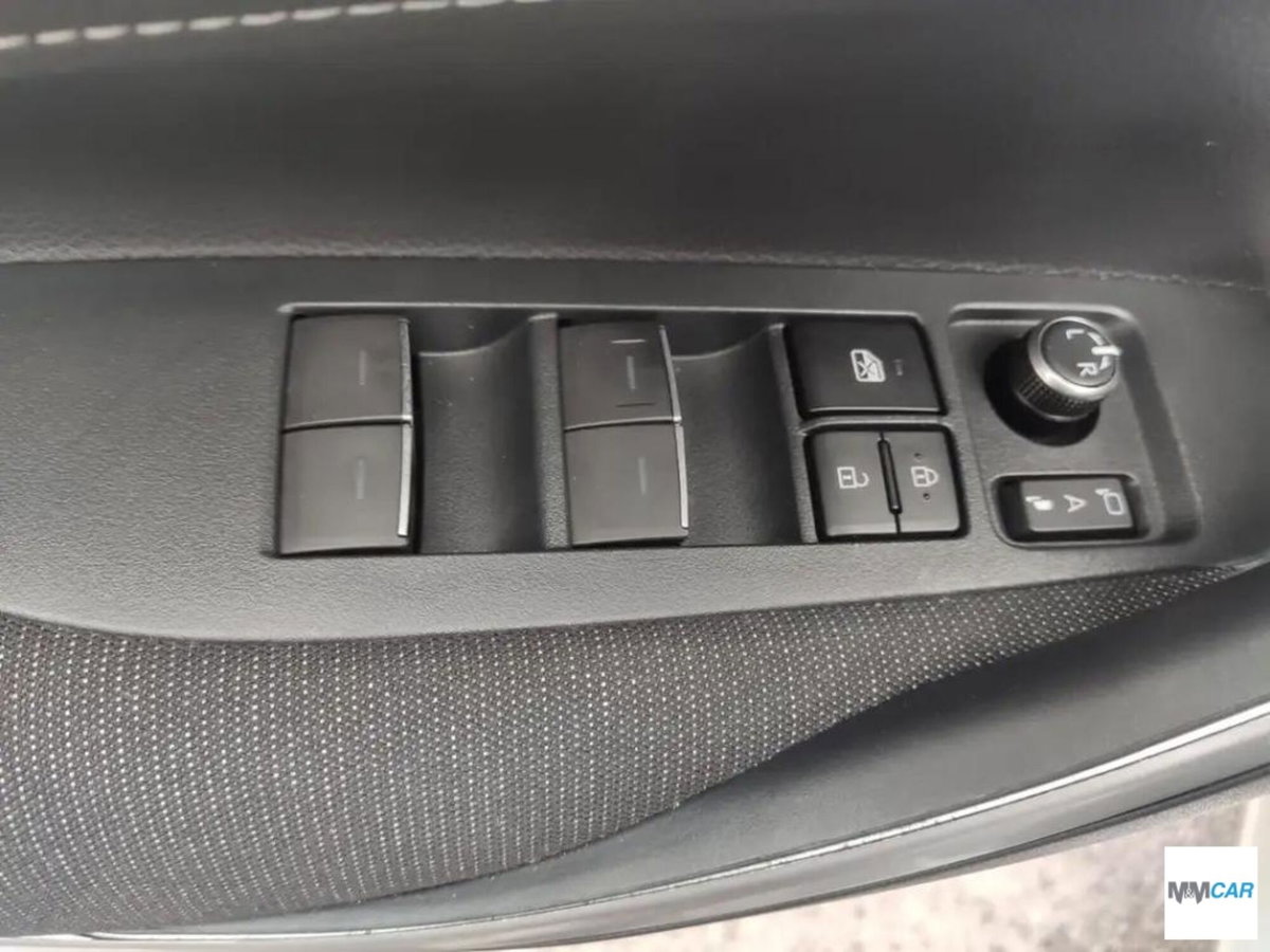 Suzuki Swace 1.8 Hybrid E-CVT 2WD Cool (13)