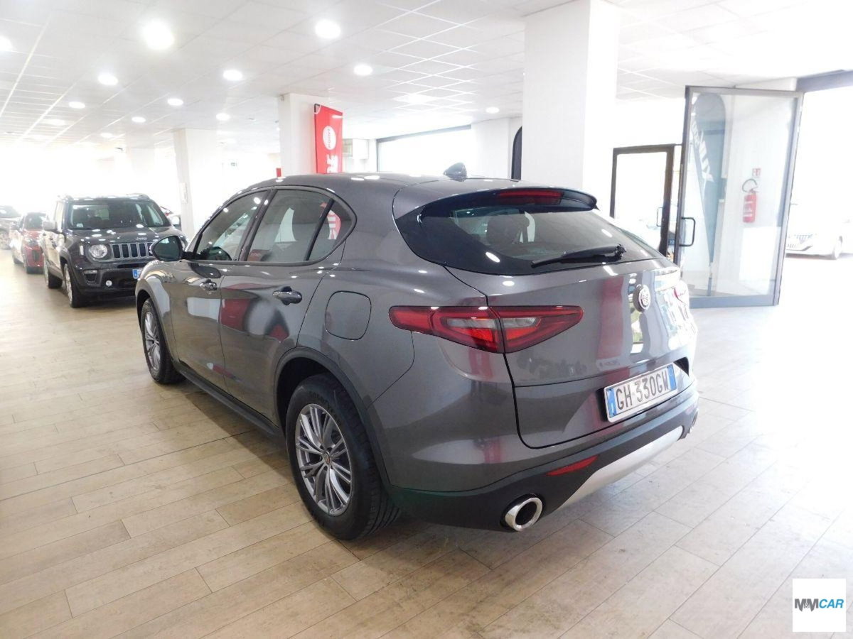 Alfa Romeo Stelvio Stelvio 2.2 Turbodiesel 160 CV AT8 RWD Sprint (4)