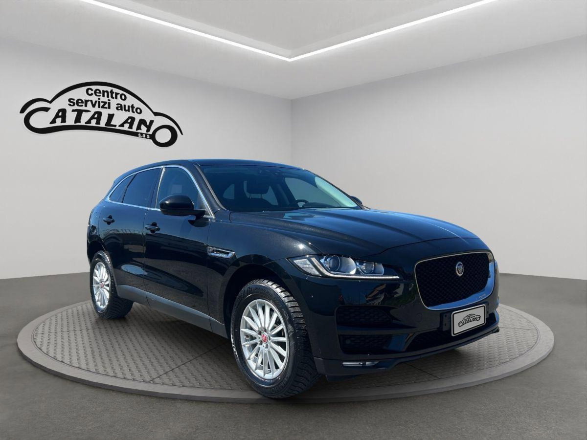 Jaguar F-Pace 2.0 D 180 CV aut. R-Sport (7)