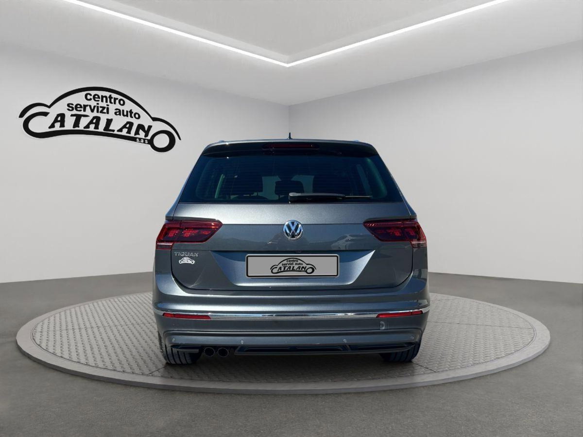 Volkswagen Tiguan 2.0 TDI SCR DSG 4MOTION Executive BMT (4)