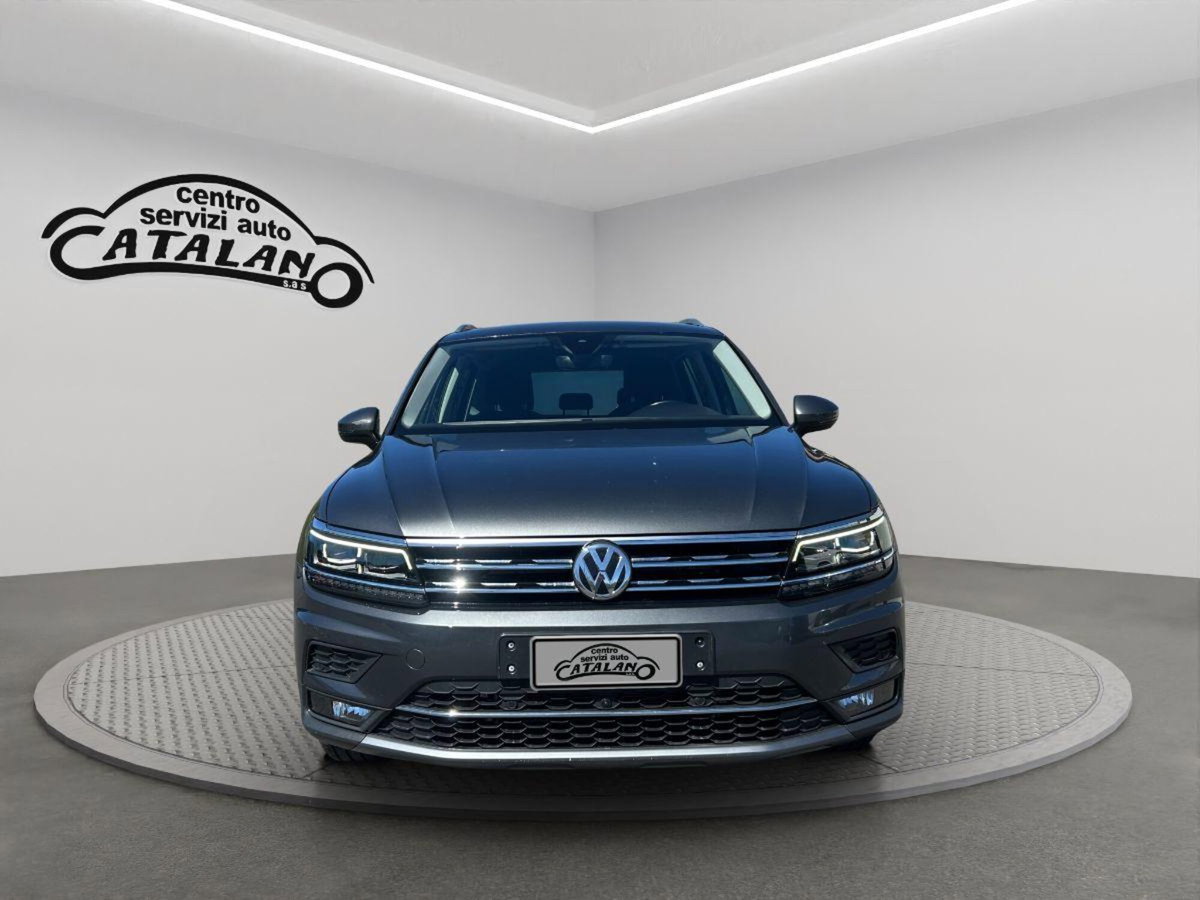 Volkswagen Tiguan 2.0 TDI SCR DSG 4MOTION Executive BMT (8)