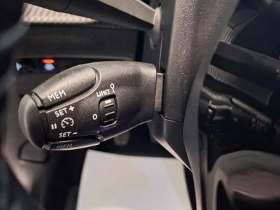 Peugeot 2008 PureTech 130 S&S EAT8 Allure Pack (16)