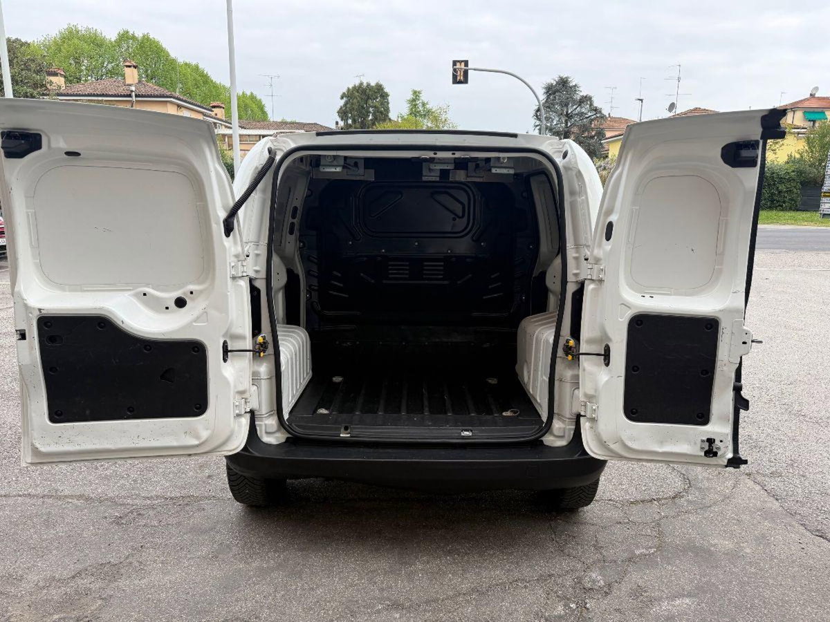 Fiat Scudo Furgone 2.0 JTD/94 Furgone SX 900kg (8)