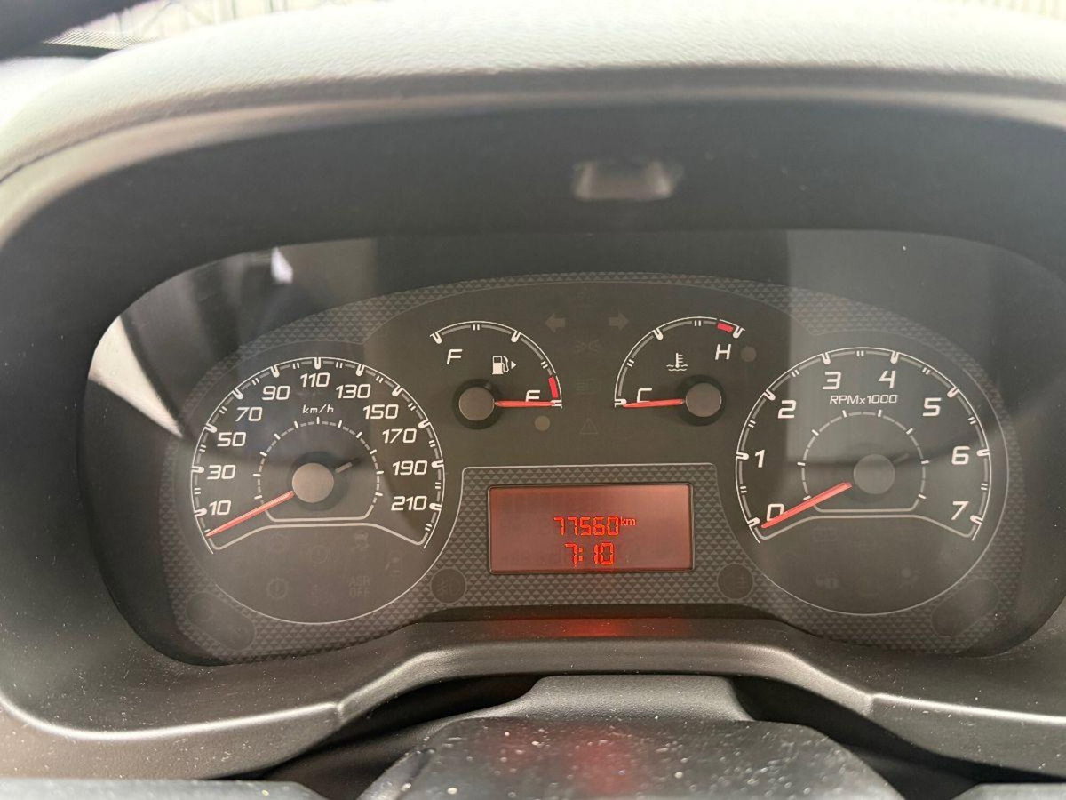 Fiat Scudo Furgone 2.0 JTD/94 Furgone SX 900kg (9)