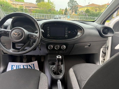 Toyota Aygo X 1.0 VVT-i 72 CV 5 porte Limited Air (9)