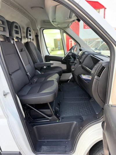 Peugeot Boxer Furgone 330 2.2 HDi/110CV FAP PC-TN Combi Comfort (12)