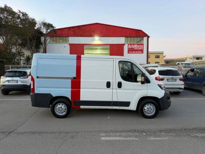 Peugeot Boxer Furgone 330 2.2 HDi/110CV FAP PC-TN Combi Comfort (8)