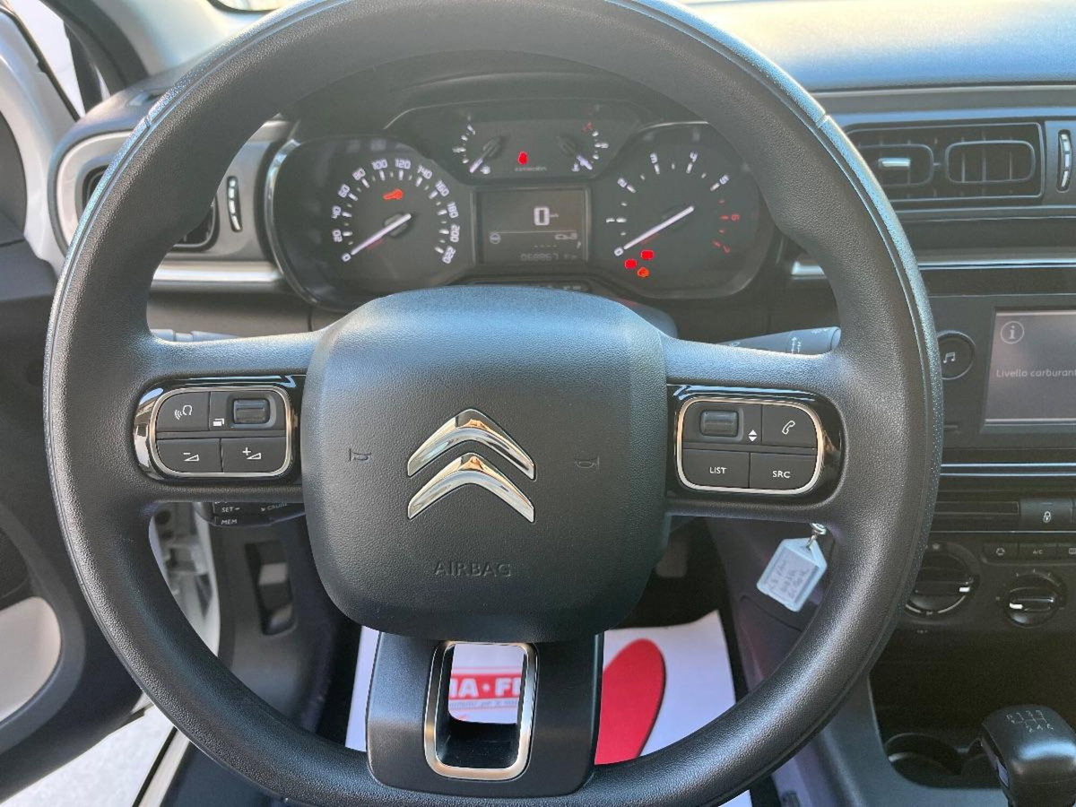 Citroen C3 BlueHDi 100 S&S Feel (9)