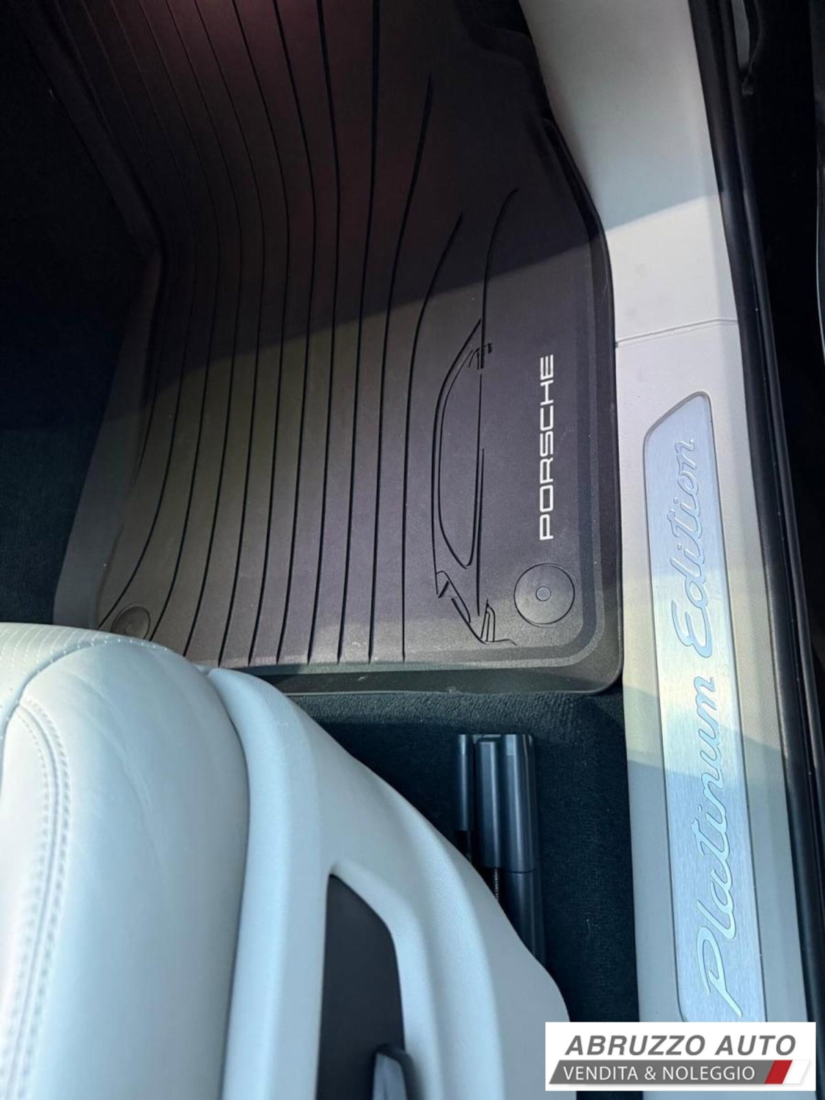 Porsche Cayenne 3.0 V6 (8)
