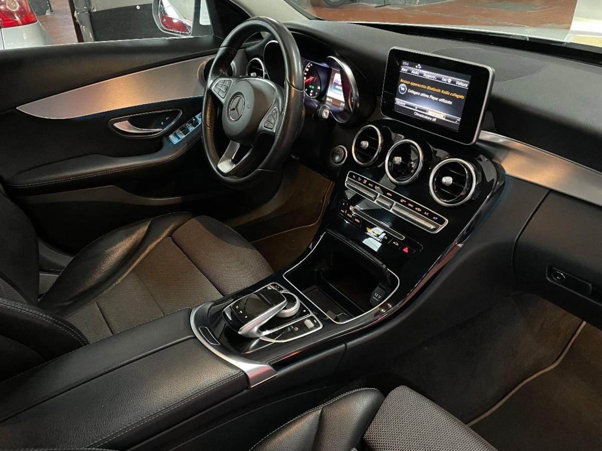 Mercedes-Benz Classe C Station Wagon 200 d Premium (6)