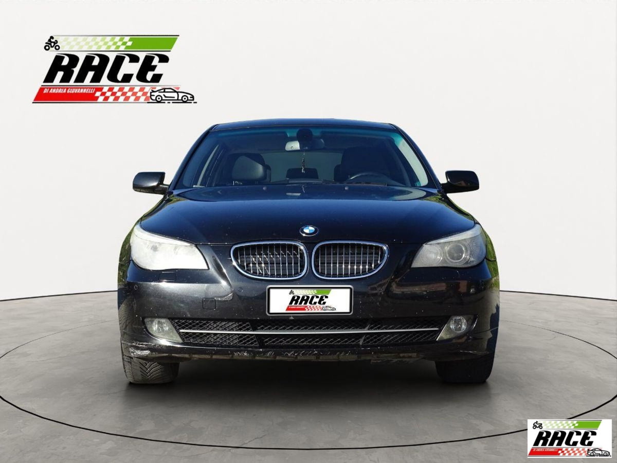 BMW Serie 5 530xd cat Msport (2)