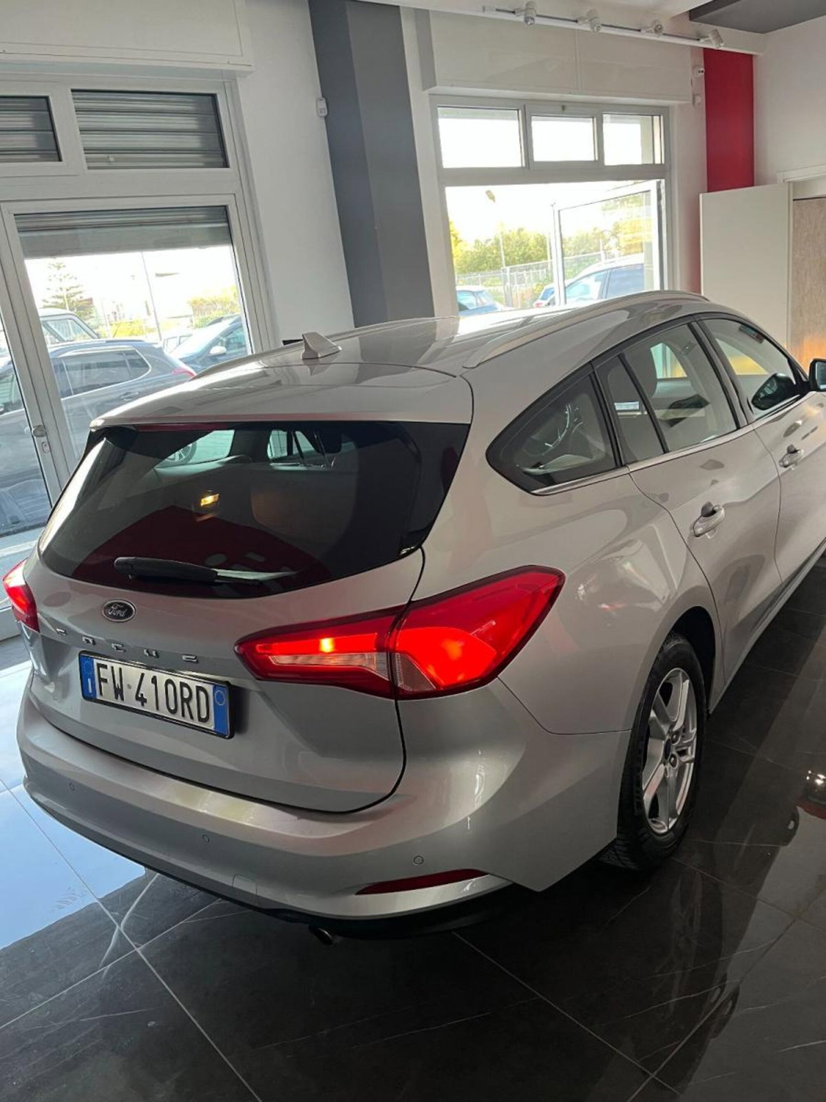 Ford Focus 1.5 TDCi 95 CV Start&Stop Titanium (4)