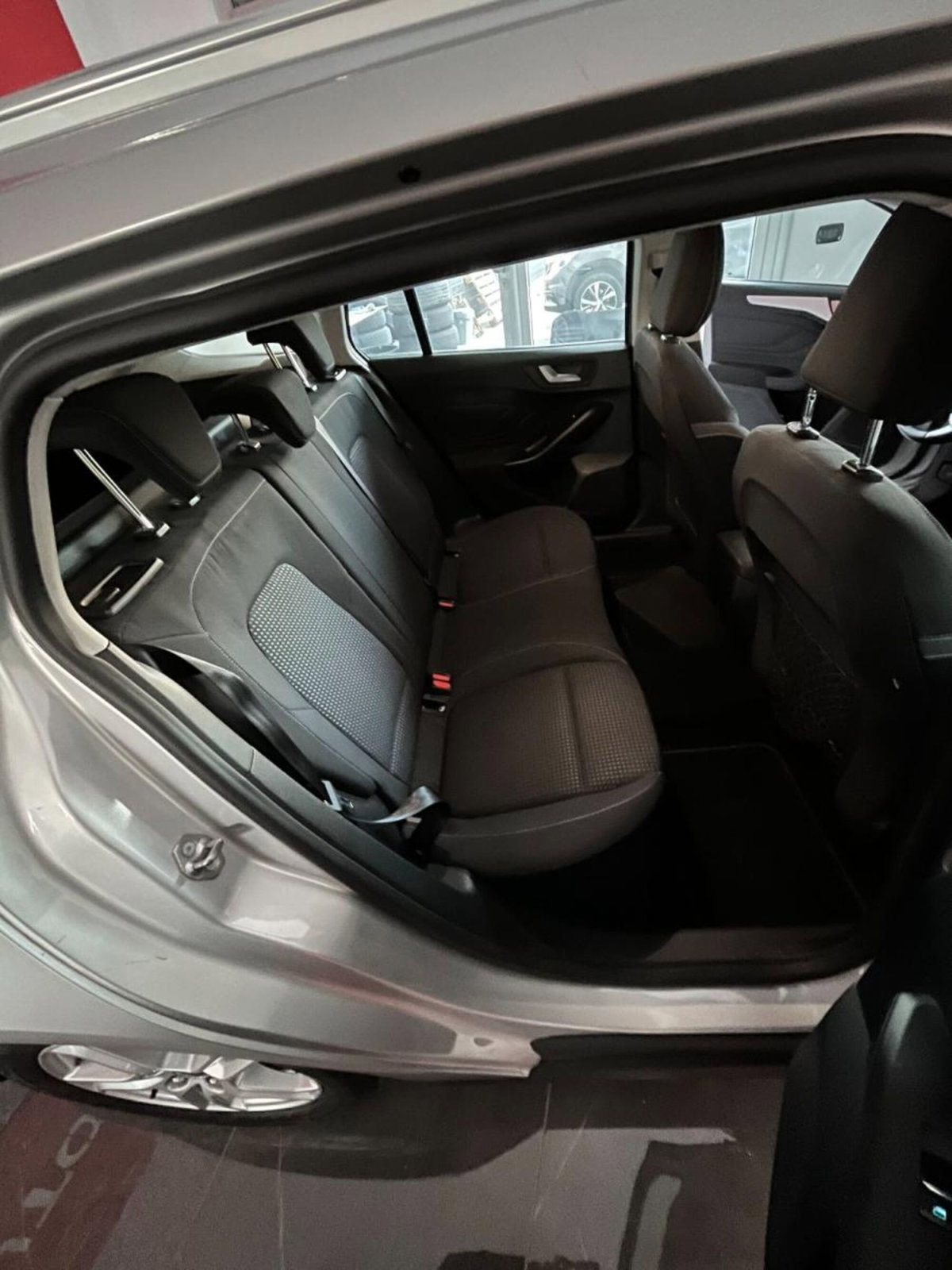Ford Focus 1.5 TDCi 95 CV Start&Stop Titanium (6)