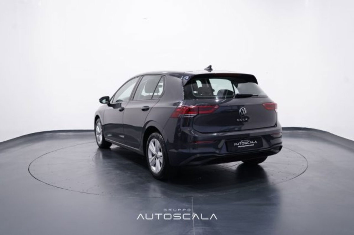 Volkswagen Golf Variant 2.0 TDI SCR DSG Life (4)