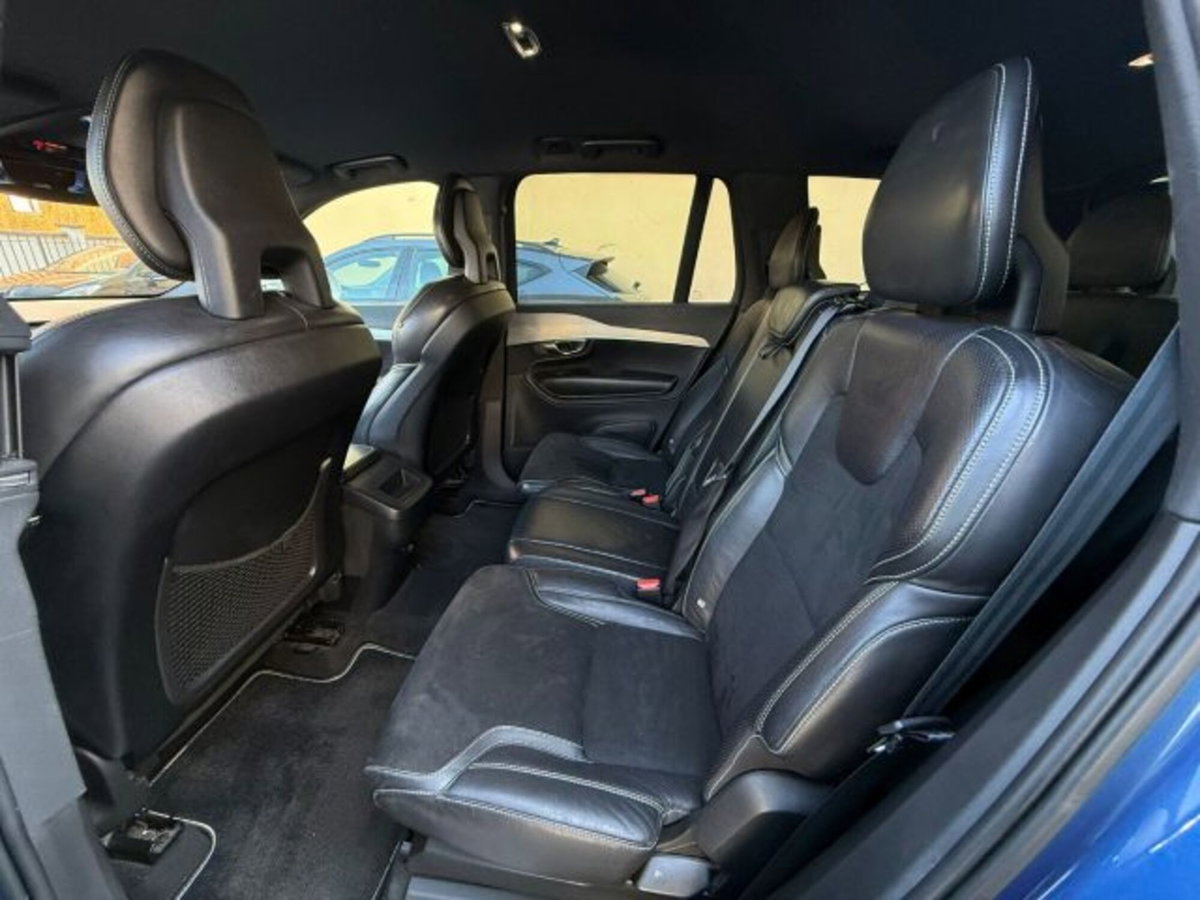 Volvo XC90 D5 AWD Geartronic 7 posti R-design (14)