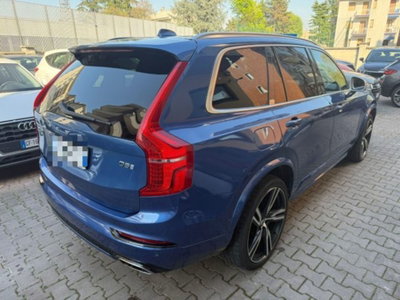 Volvo XC90 D5 AWD Geartronic 7 posti R-design (4)