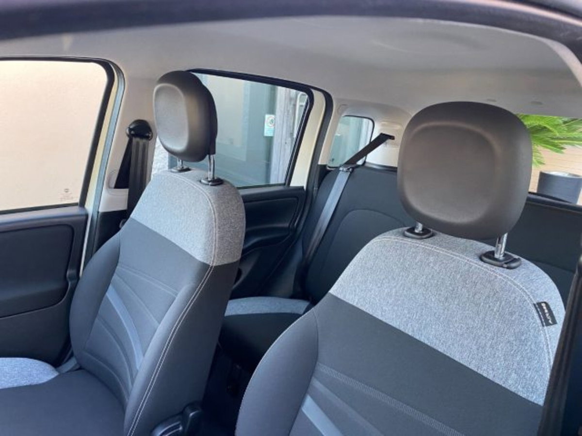 Fiat Panda 1.0 FireFly S&S Hybrid City Cross (8)