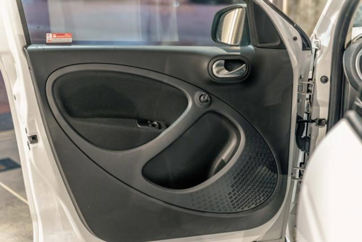 smart forfour forfour 90 0.9 Turbo twinamic Youngster (19)