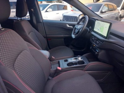 Ford Kuga 2.5 Full Hybrid 190 CV CVT 2WD ST-Line Design (17)
