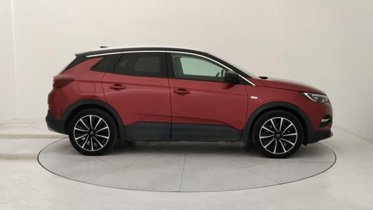 Opel Grandland 73kWh full electric GS awd 325cv (6)