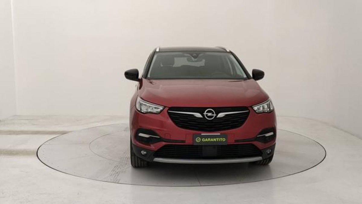 Opel Grandland 73kWh full electric GS awd 325cv (8)
