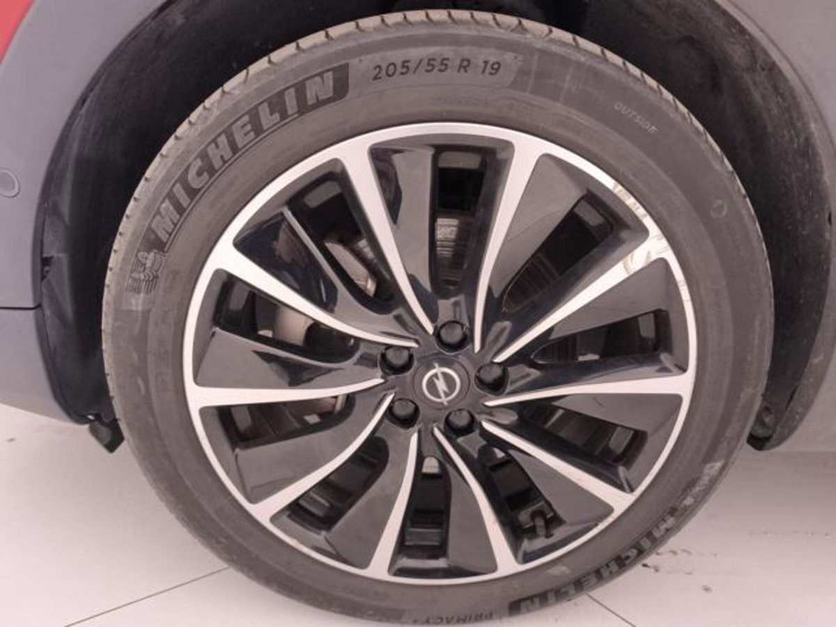 Opel Grandland 73kWh full electric GS awd 325cv (9)