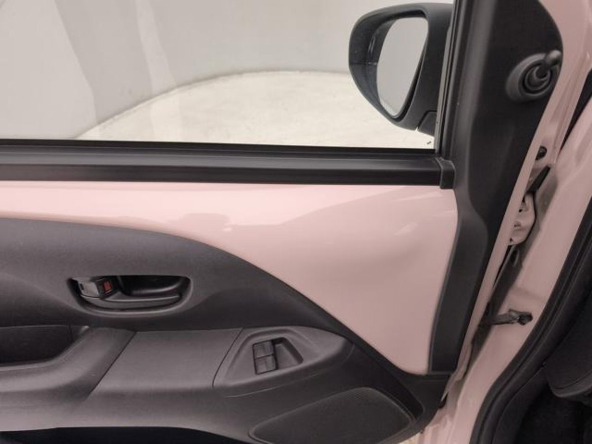 Citroen C1 C1 VTi 72 5 porte Feel (17)