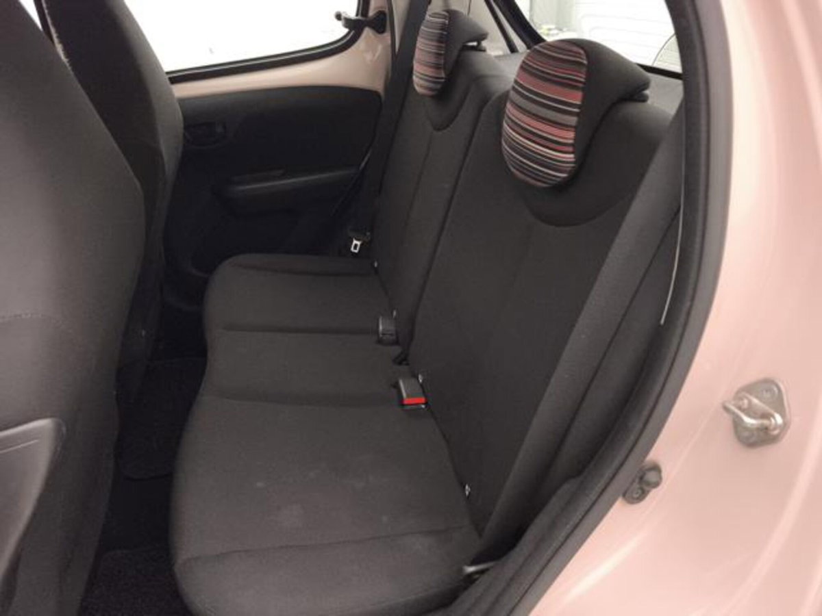 Citroen C1 C1 VTi 72 5 porte Feel (19)