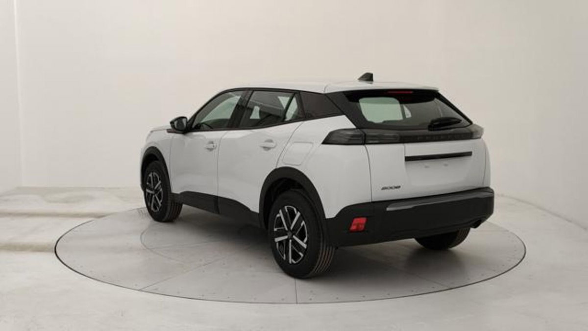 Peugeot 2008 1.2 puretech Style s&s 100cv (3)