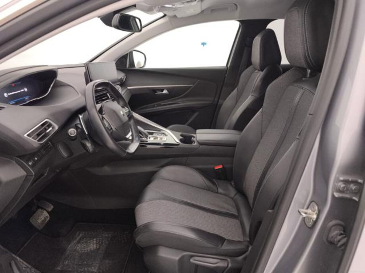 Peugeot 3008 BlueHDi 130 S&S EAT8 Allure Pack (11)