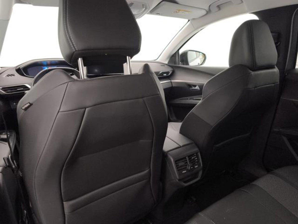 Peugeot 3008 BlueHDi 130 S&S EAT8 Allure Pack (19)