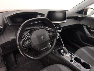Peugeot 2008 BlueHDi 130 S&S EAT8 Allure Pack (10)
