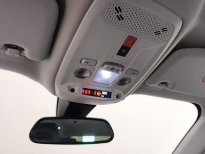 Peugeot 2008 BlueHDi 130 S&S EAT8 Allure Pack (17)