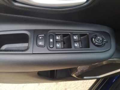 Jeep Renegade 1.6 Mjt 120 CV Limited (17)