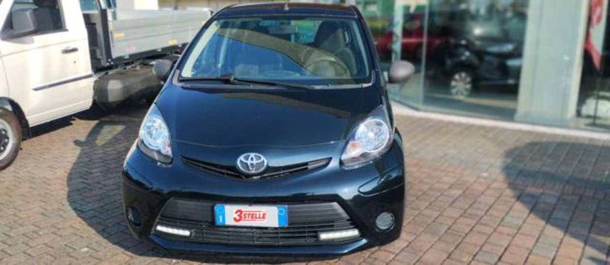 Toyota Aygo 1.0 12V VVT-i 5 porte Active Connect