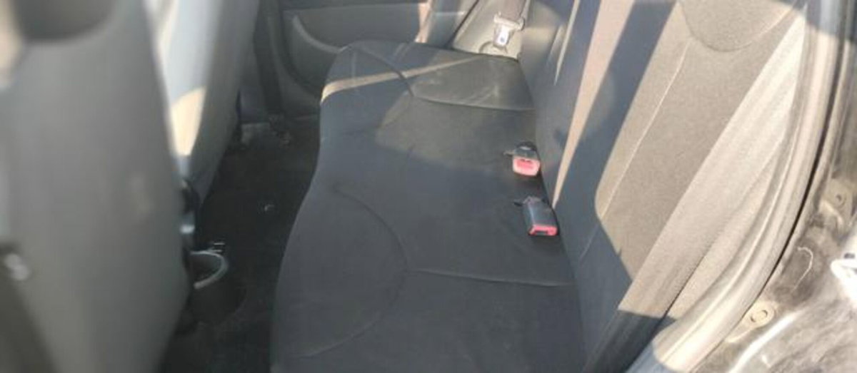 Toyota Aygo 1.0 12V VVT-i 5 porte Active Connect (7)