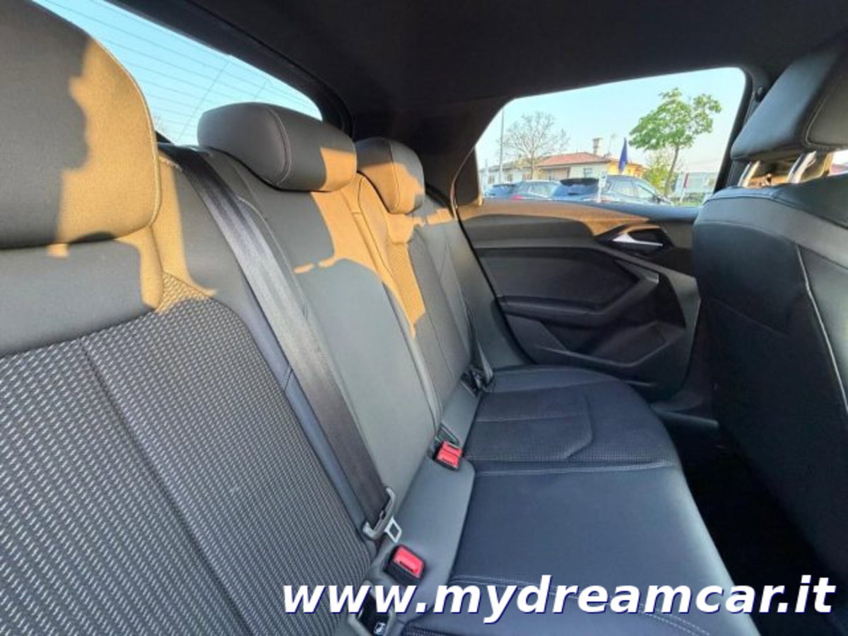Audi A1 citycarver 30 TFSI S tronic Admired (12)